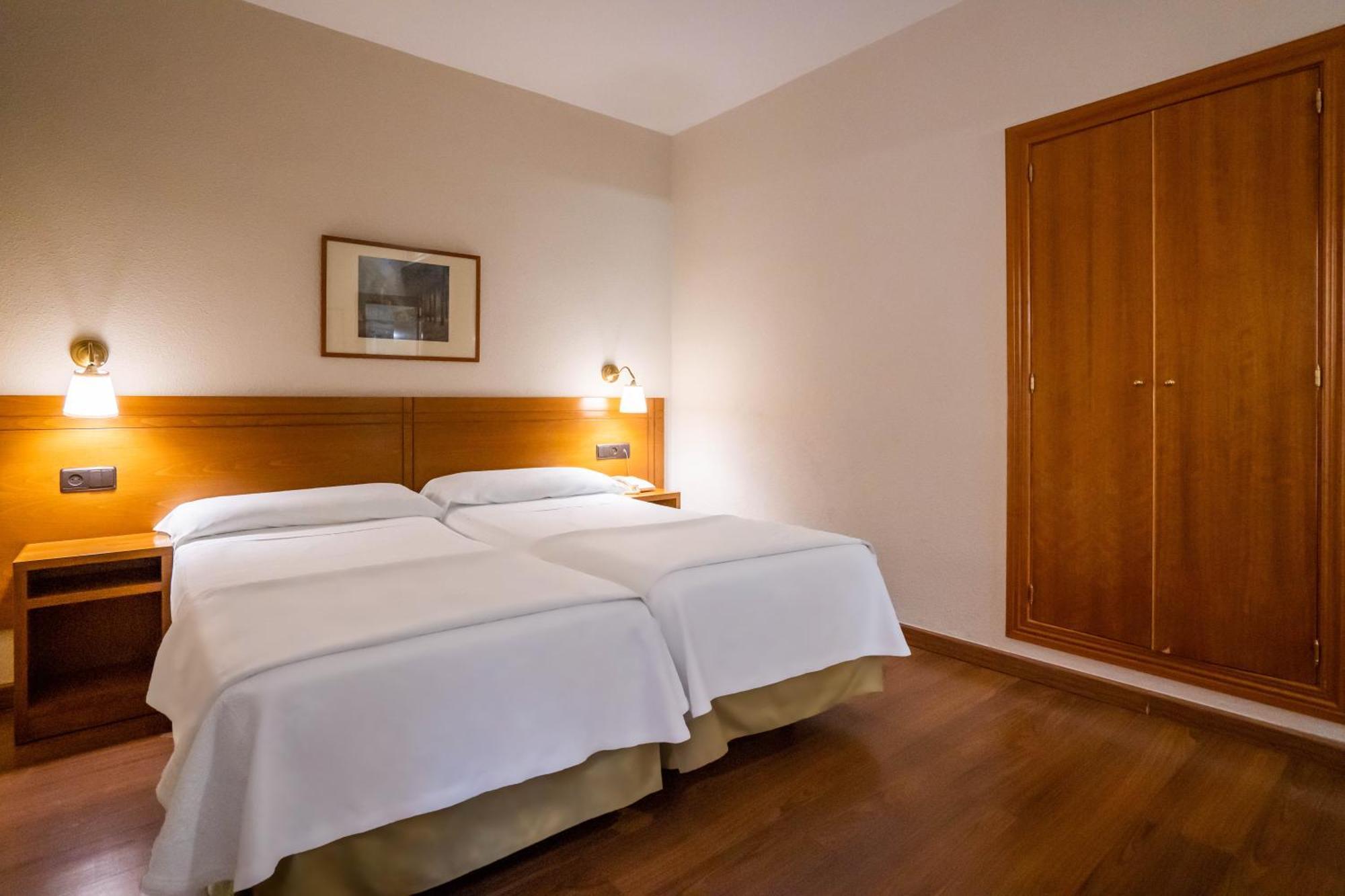 Yit Conquista De Toledo Hotel Luaran gambar