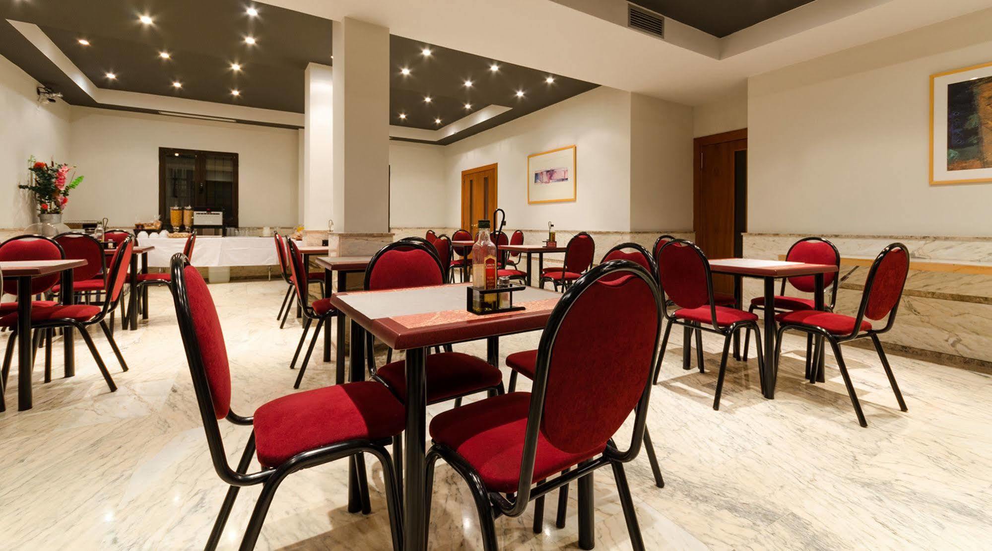 Yit Conquista De Toledo Hotel Luaran gambar