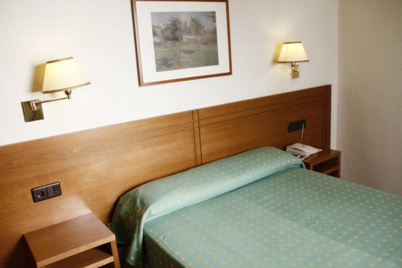 Yit Conquista De Toledo Hotel Bilik gambar