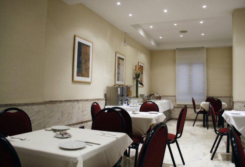 Yit Conquista De Toledo Hotel Restoran gambar